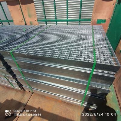 El carbono de la plataforma Q235 galvanizó especial modificada para requisitos particulares de rejilla de acero formado