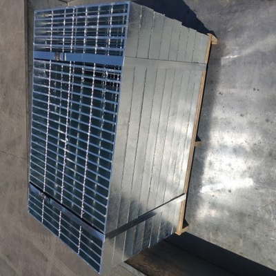 Reja de acero del metal del carbono Q235 que lleva la echada 30m m de la barra