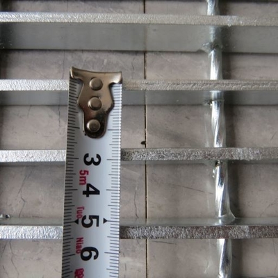 Reja de Made Engineering Steel del sastre para la plataforma de la planta