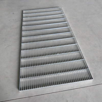 Cerca Steel Mesh Flooring Panels G253 de la rejilla del hierro de la jaula de la paloma