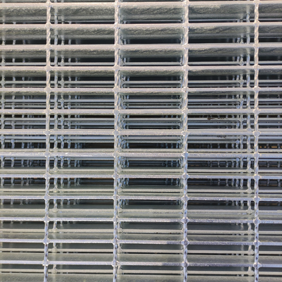 La inmersión caliente del OEM galvanizó la reja de acero del metal para la calzada de la etapa
