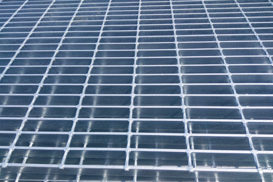 Suelo de acero de la porción de Mesh Grating Grid For Parking de la calzada del metal de HDP