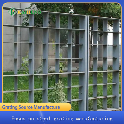 La inmersión caliente de acero Q235 de carbono galvanizó a Mesh Fencing Grid Customized soldado con autógena