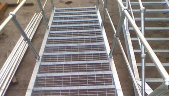 El ODM empernó pisadas de escalera galvanizadas metal residencial