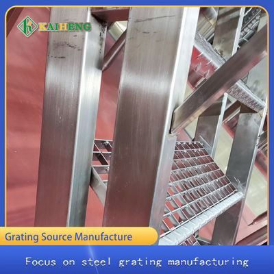 Placa de acero inoxidable del paso de la escalera T3 para el uso interior en taller de la fábrica de productos químicos